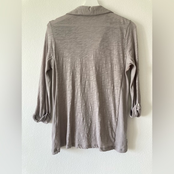 Button-Up Shirt - Picture 2 of 10